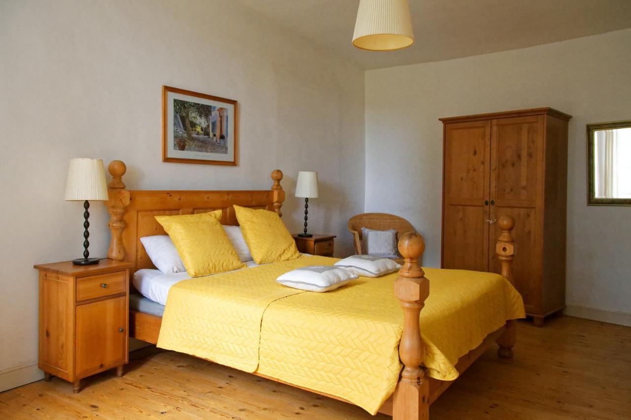 Maison Rives - Village Du Livre De Montolieu ภายนอก รูปภาพ