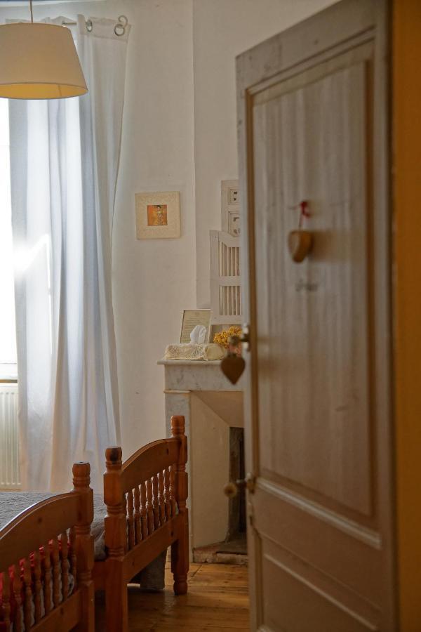 Maison Rives - Village Du Livre De Montolieu ภายนอก รูปภาพ